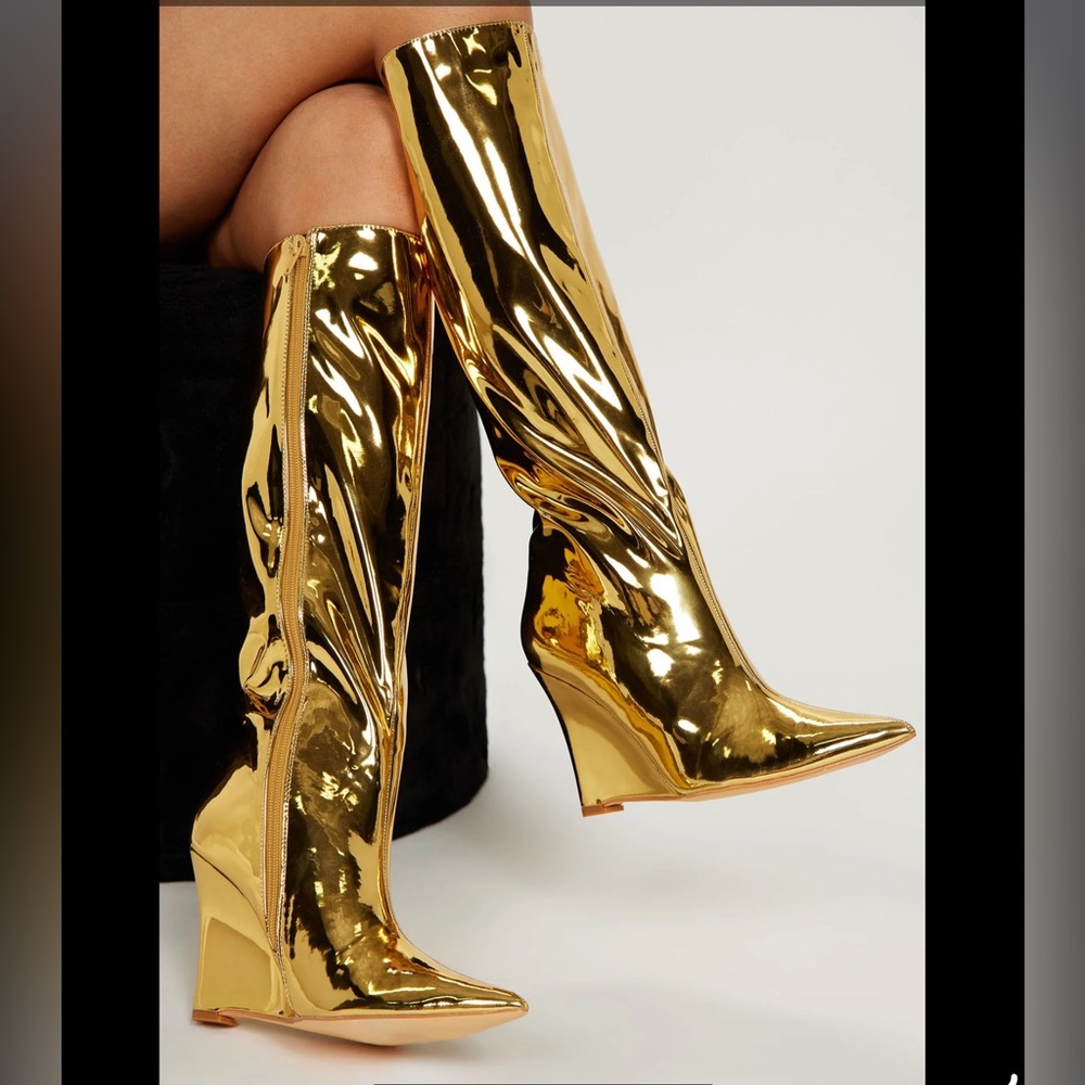 Fashion Nova Gold Boot - 7.5